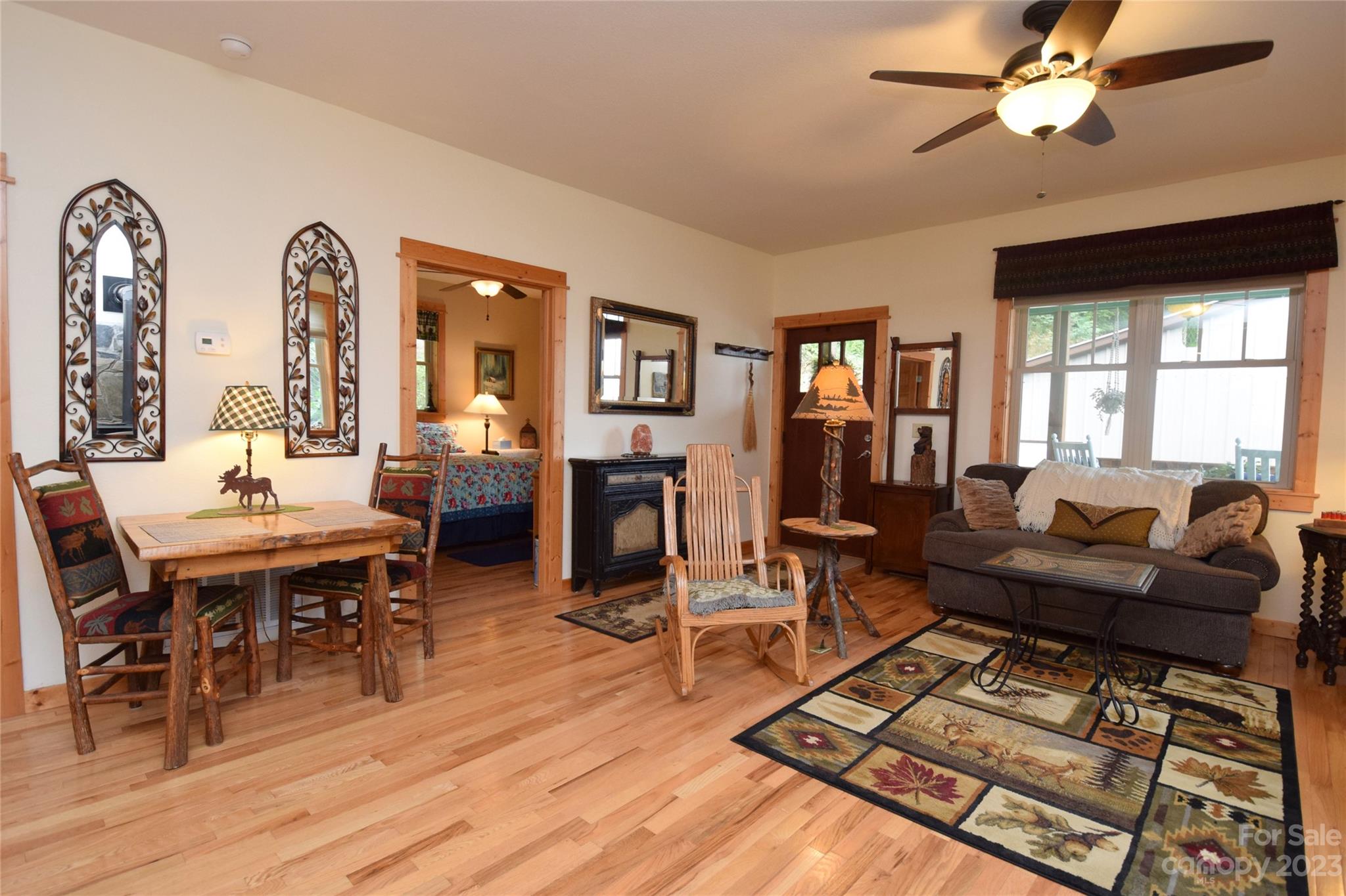 1187 Bill Allen Branch Road Burnsville NC 28714