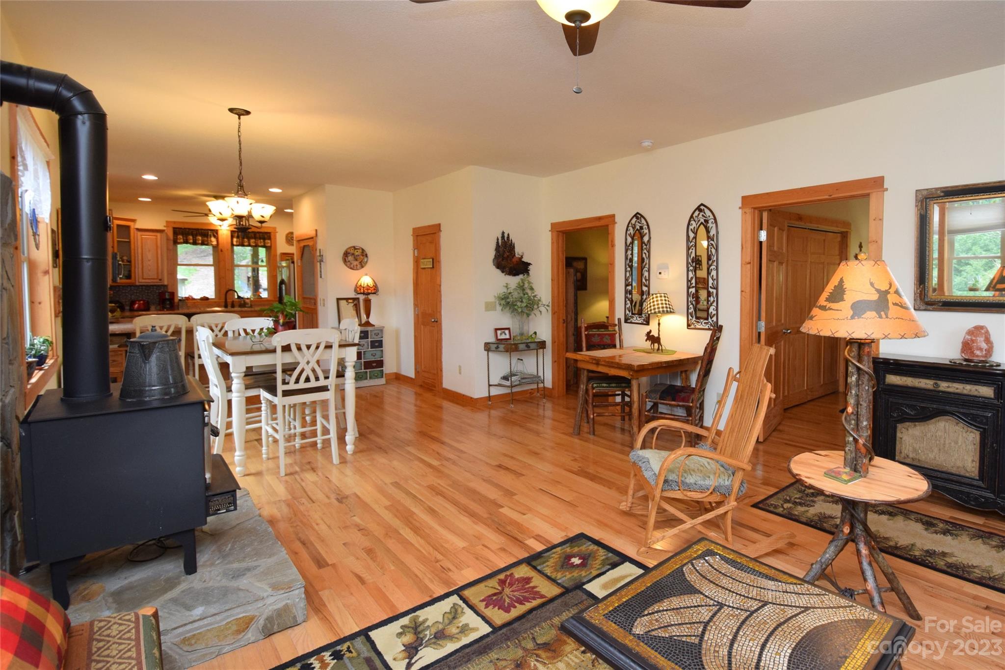1187 Bill Allen Branch Road Burnsville NC 28714