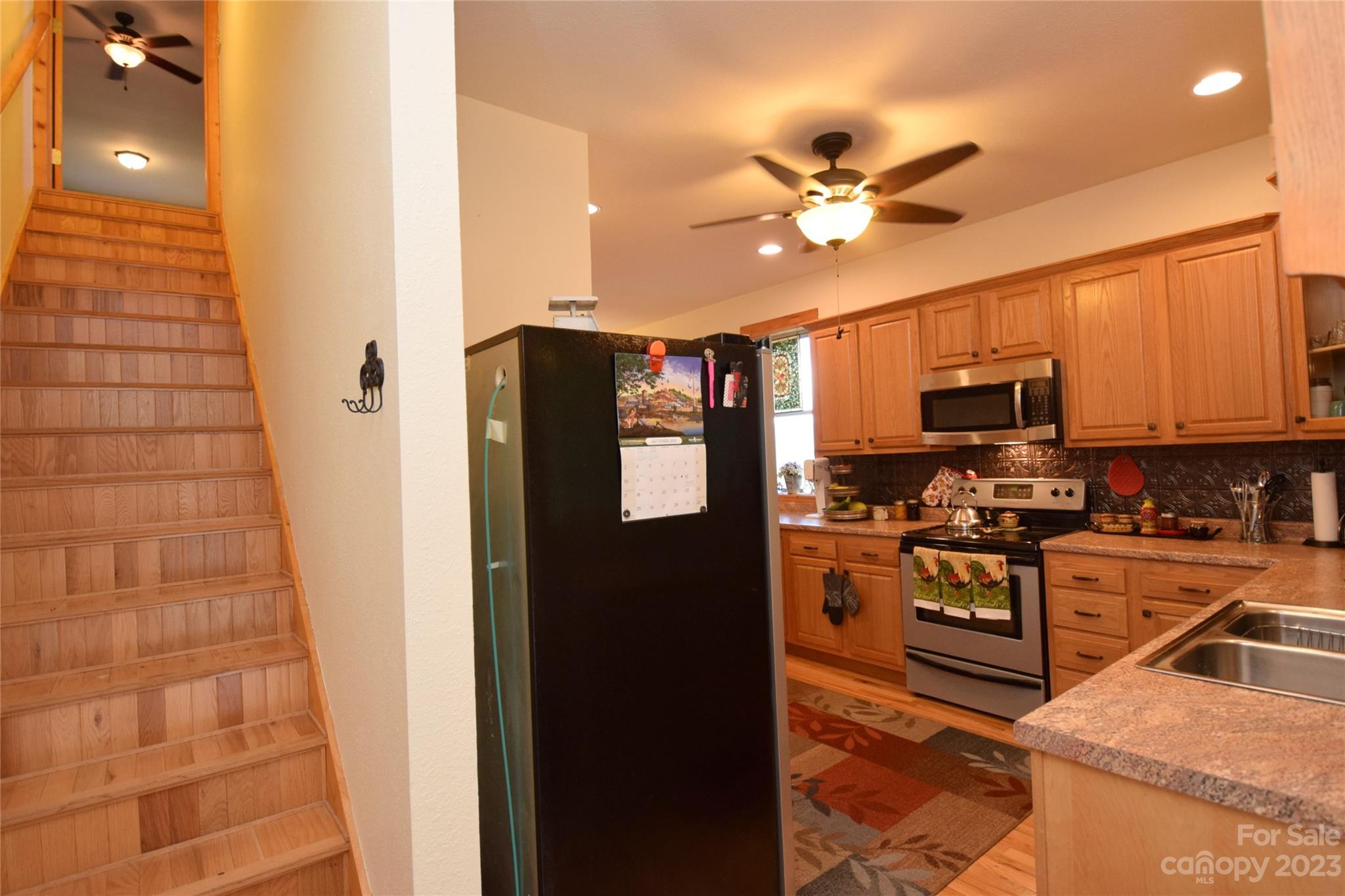 1187 Bill Allen Branch Road Burnsville NC 28714