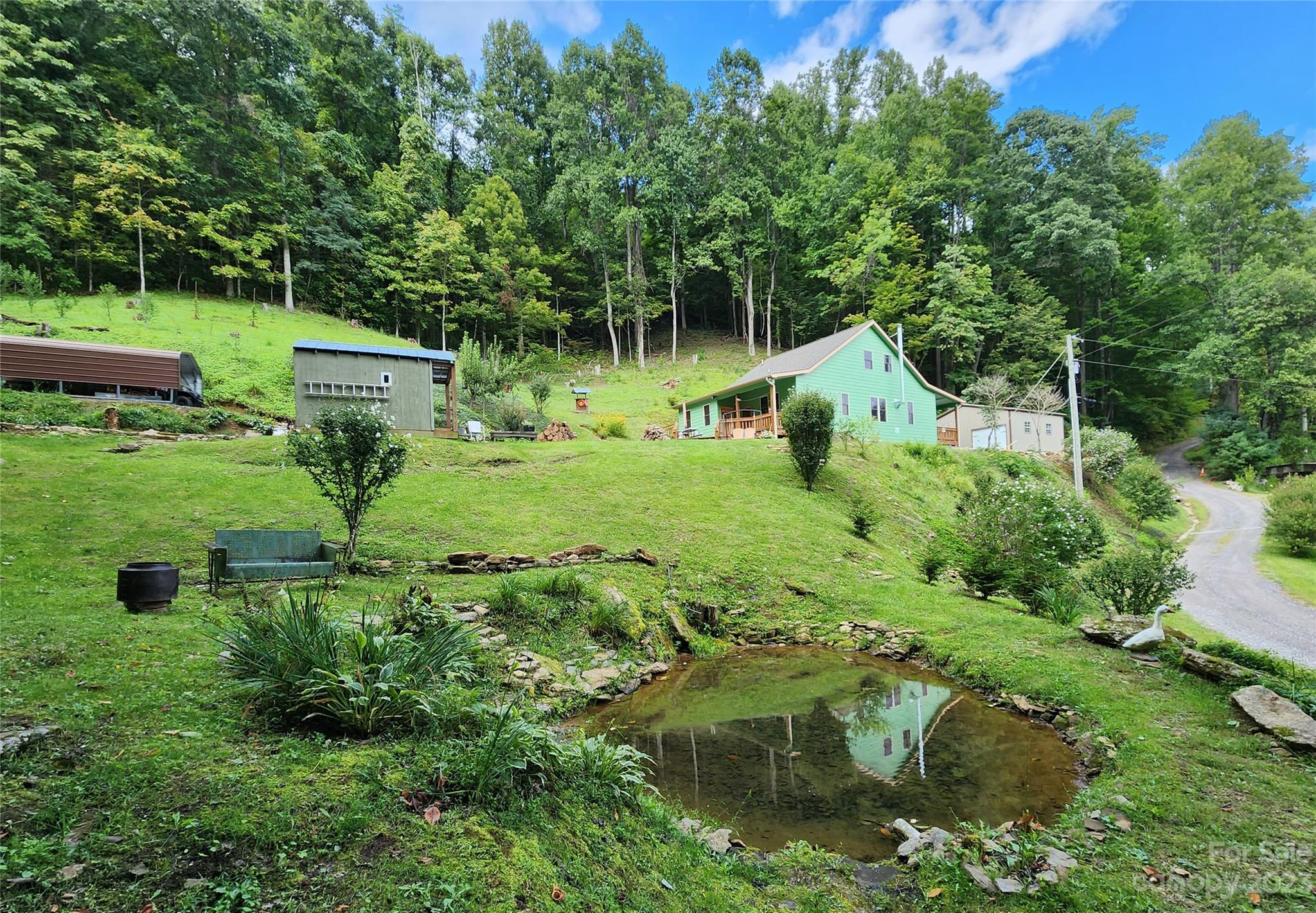 1187 Bill Allen Branch Road Burnsville NC 28714