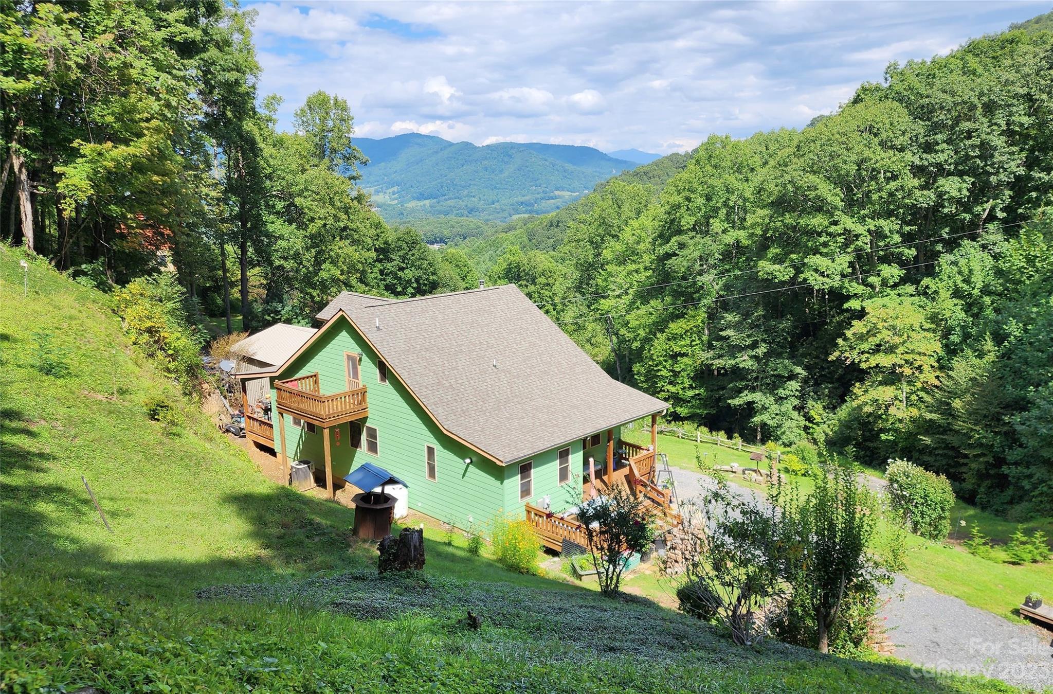 1187 Bill Allen Branch Road Burnsville NC 28714