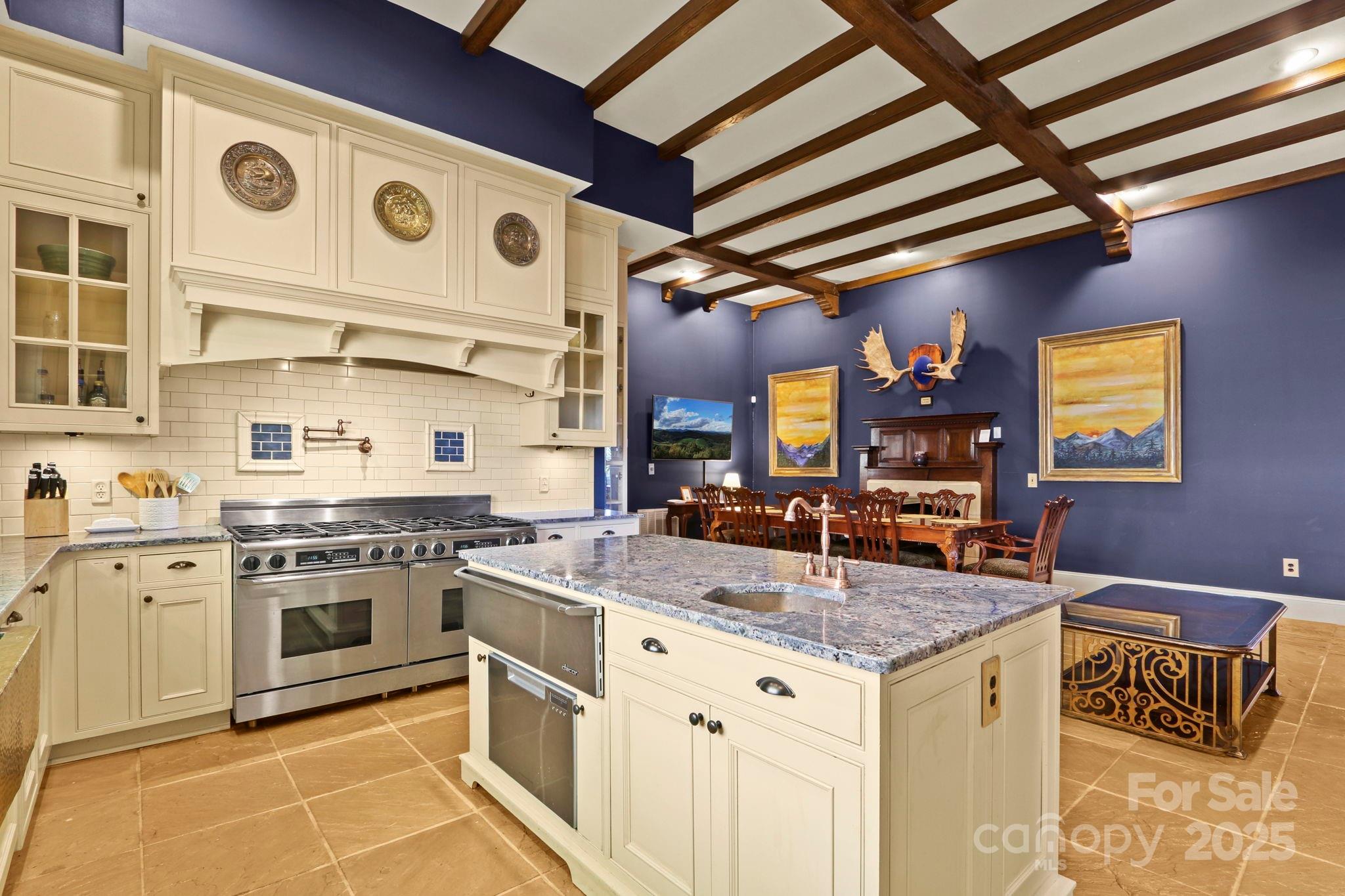 5742 Nc Highway 194 S Banner Elk NC 28604