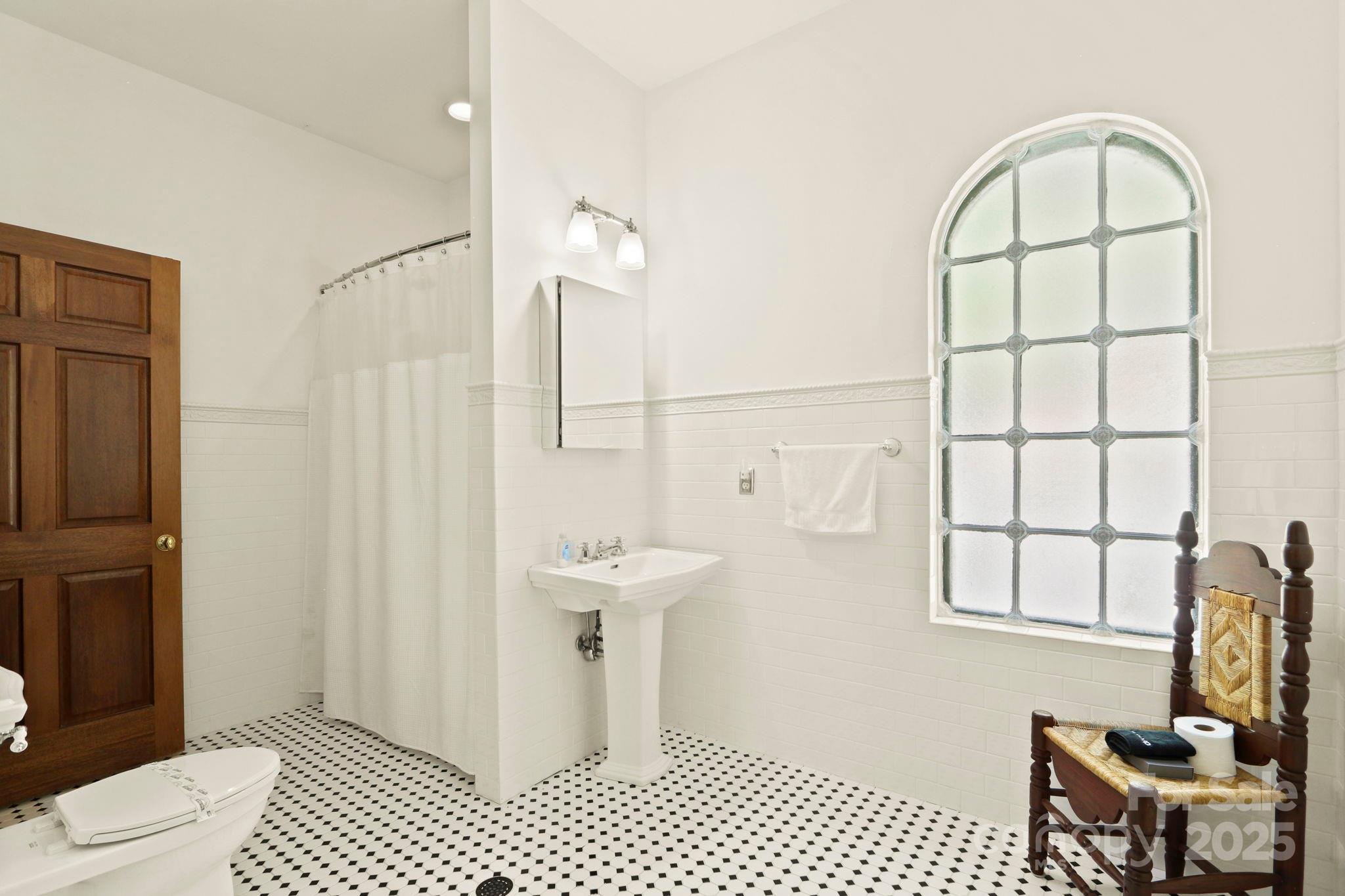 5742 Nc Highway 194 S Banner Elk NC 28604