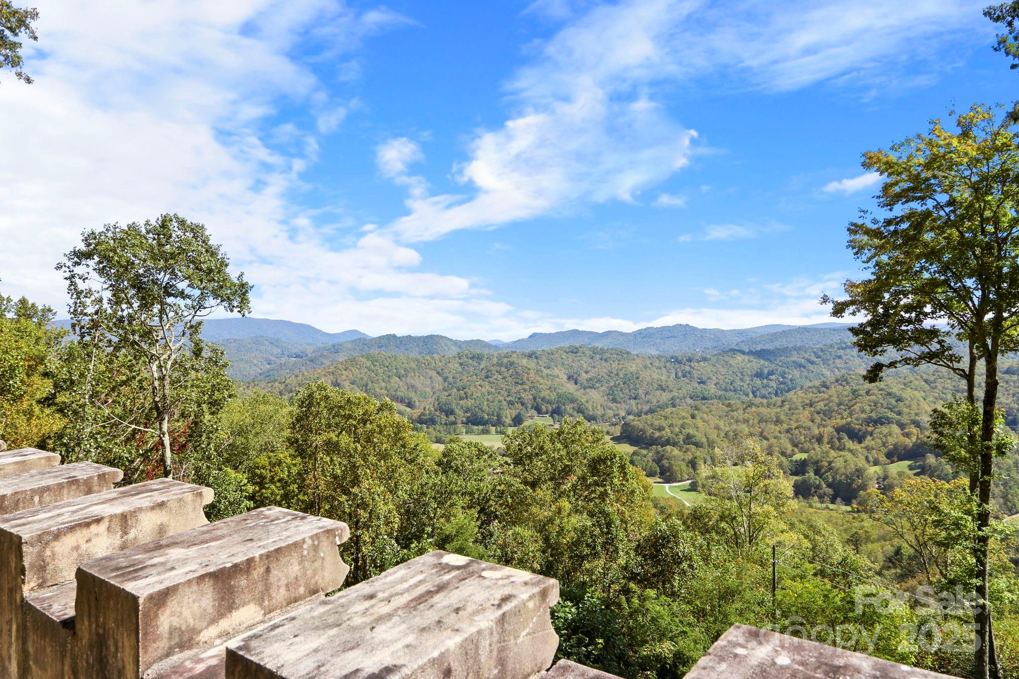 5742 Nc Highway 194 S Banner Elk NC 28604