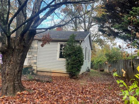 4 La Rue Street Asheville NC 28806