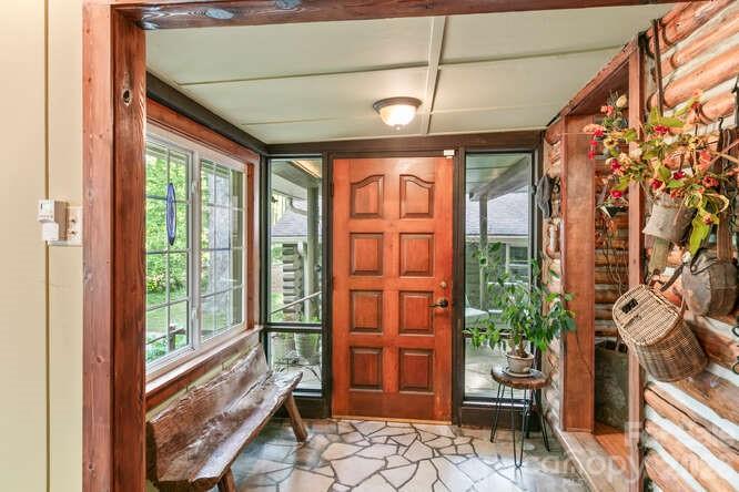 20 Deva Glen Road Asheville NC 28804