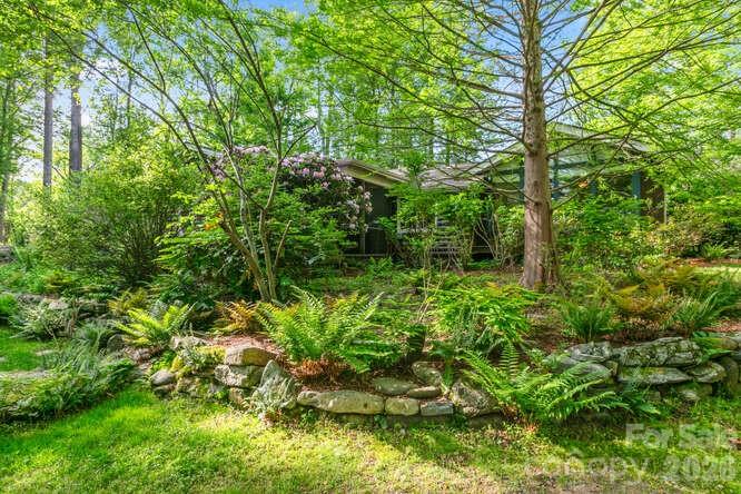 20 Deva Glen Road Asheville NC 28804