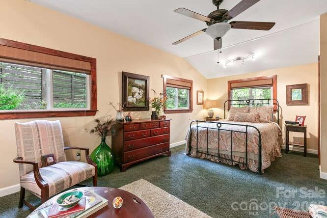 20 Deva Glen Road Asheville NC 28804