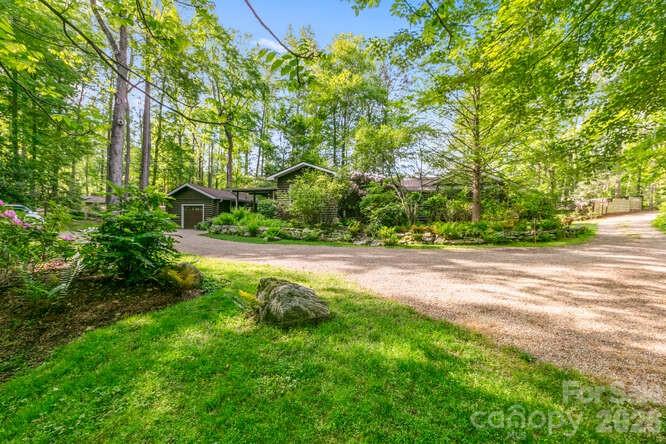 20 Deva Glen Road Asheville NC 28804