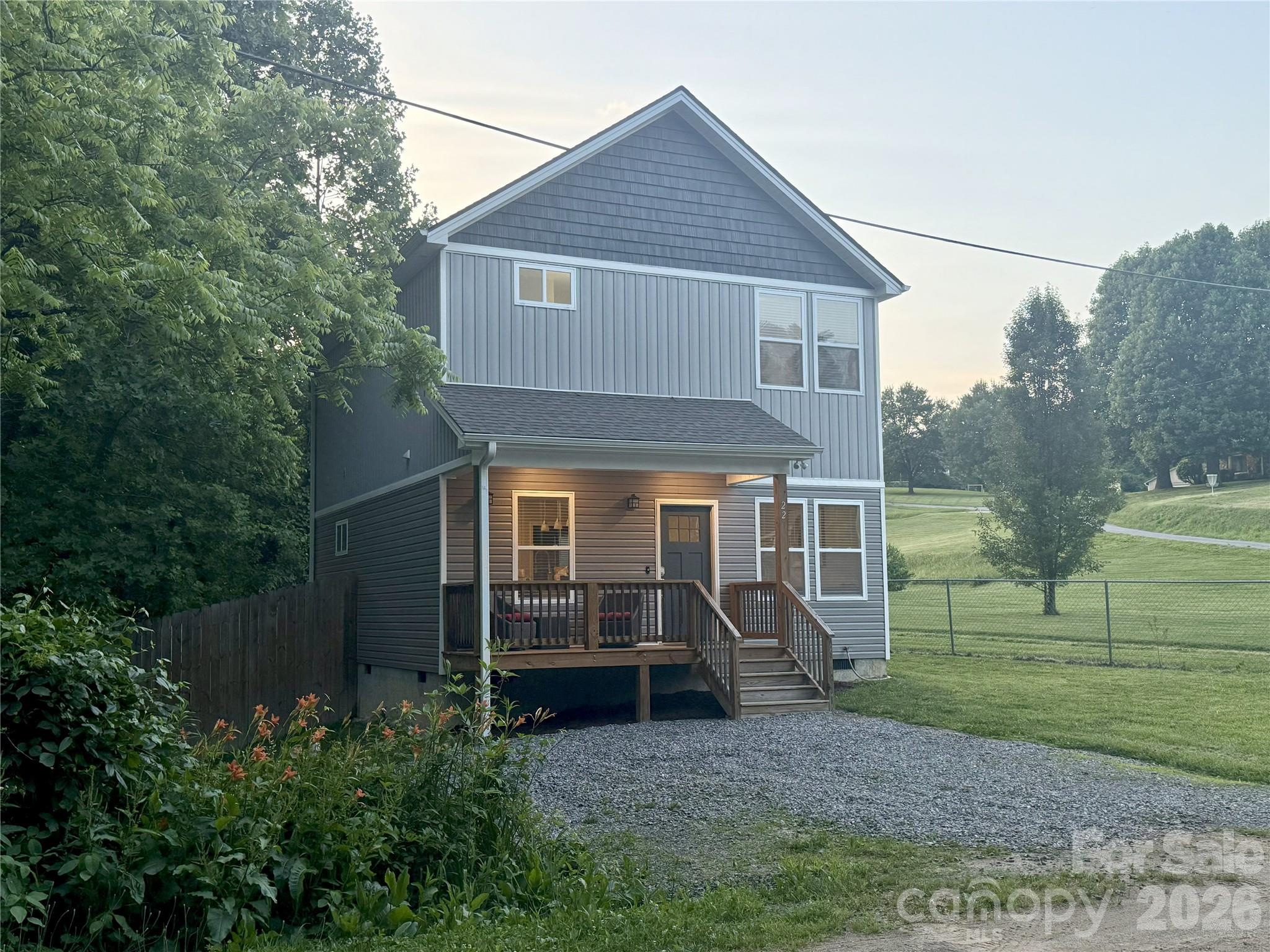 22 Daniel Road Asheville NC 28806