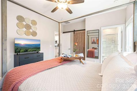 22 Daniel Road Asheville NC 28806
