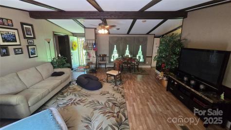 5832 Thompson Road Charlotte NC 28216