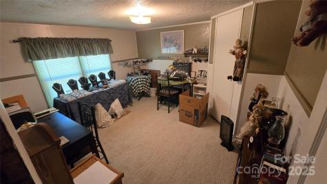 5832 Thompson Road Charlotte NC 28216