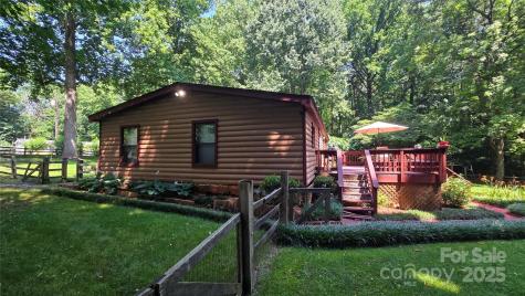 5832 Thompson Road Charlotte NC 28216