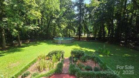 5832 Thompson Road Charlotte NC 28216