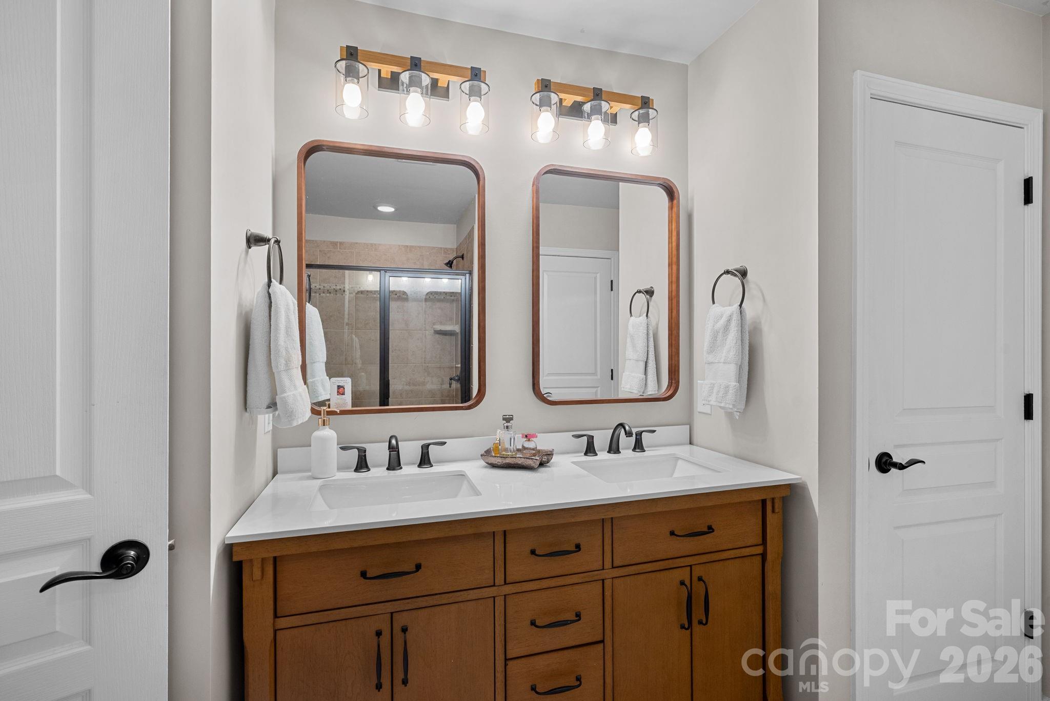 2207 Whitford Lane Charlotte NC 28210