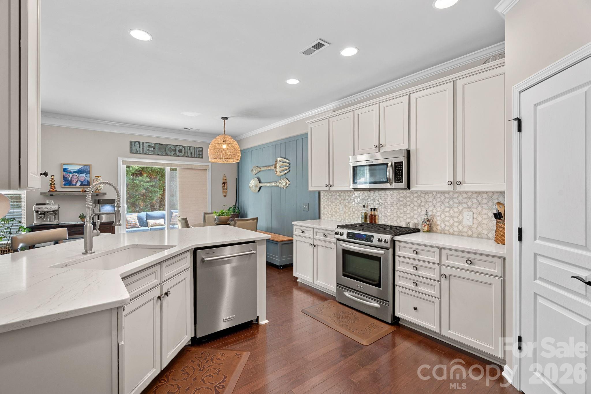 2207 Whitford Lane Charlotte NC 28210