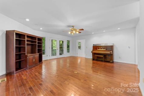90 Wilds Cove Road Franklin NC 28734
