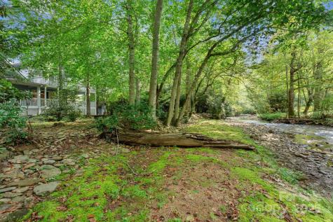 90 Wilds Cove Road Franklin NC 28734
