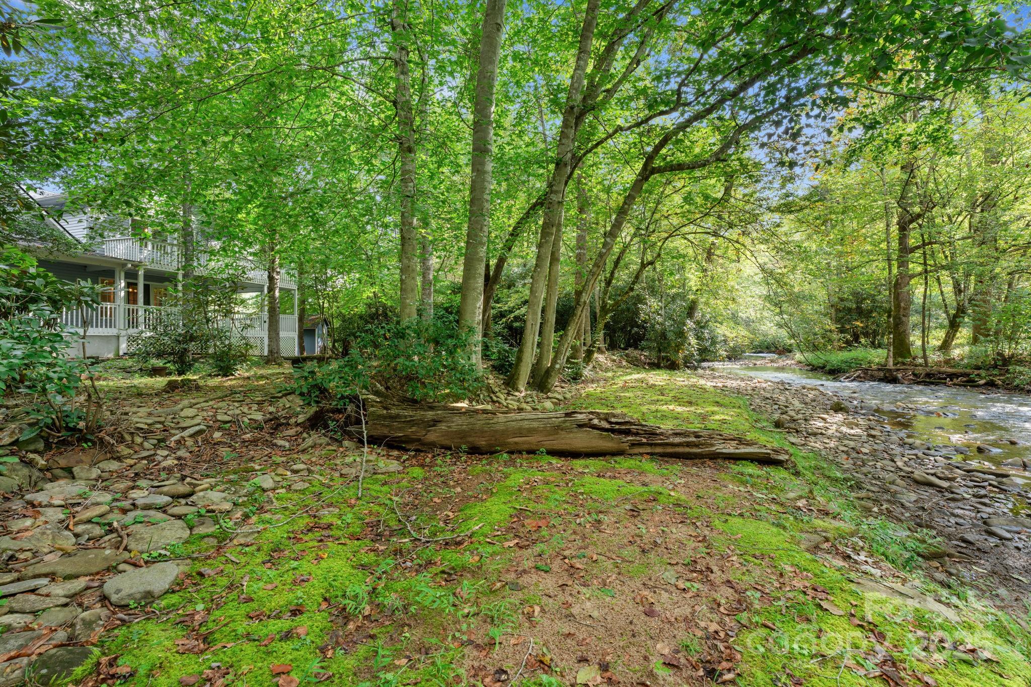 90 Wilds Cove Road Franklin NC 28734