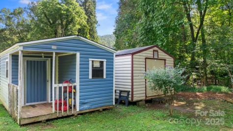 90 Wilds Cove Road Franklin NC 28734
