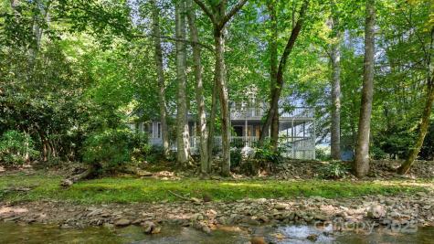 90 Wilds Cove Road Franklin NC 28734