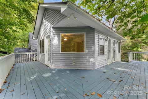 90 Wilds Cove Road Franklin NC 28734