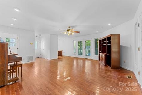 90 Wilds Cove Road Franklin NC 28734