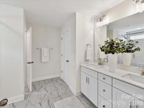 3869 Center Place Drive Harrisburg NC 28075