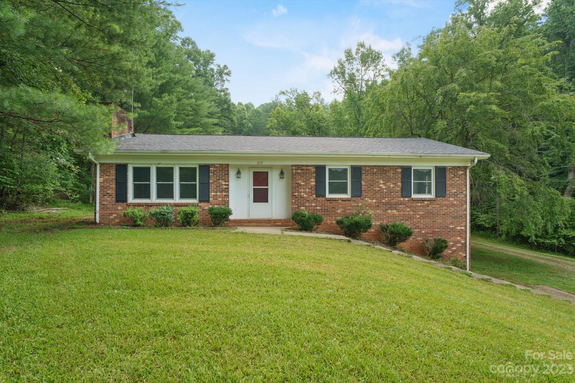 1068 & 1056 Cottrell Hill Road Lenoir NC 28645