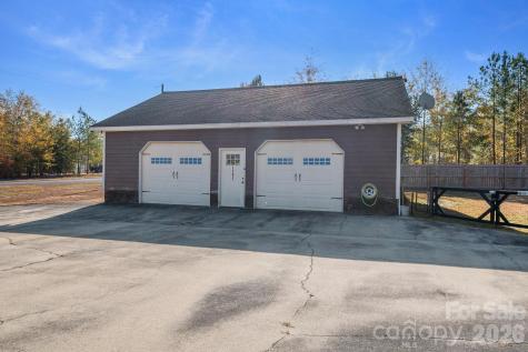 1295 Cattle Ridge Road Cheraw SC 29520