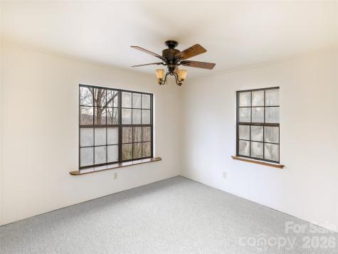 752 Burnside Trail Hendersonville NC 28792