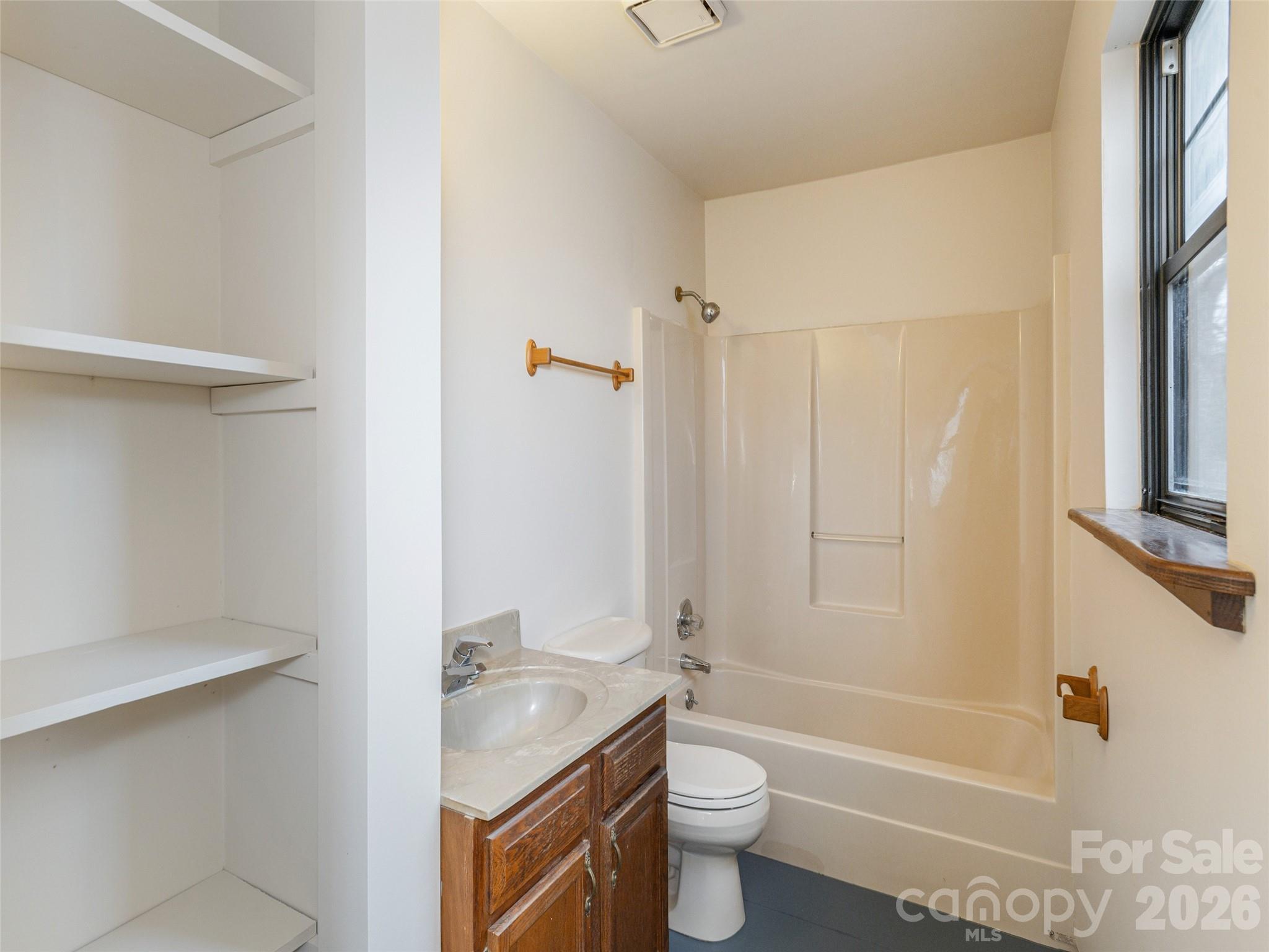 752 Burnside Trail Hendersonville NC 28792