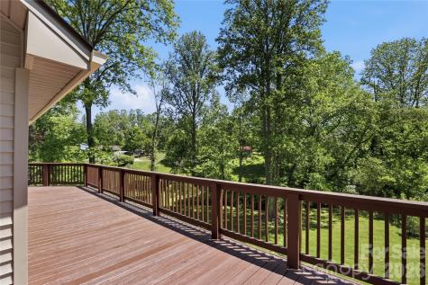 207 Wood Dale Drive Hendersonville NC 28791
