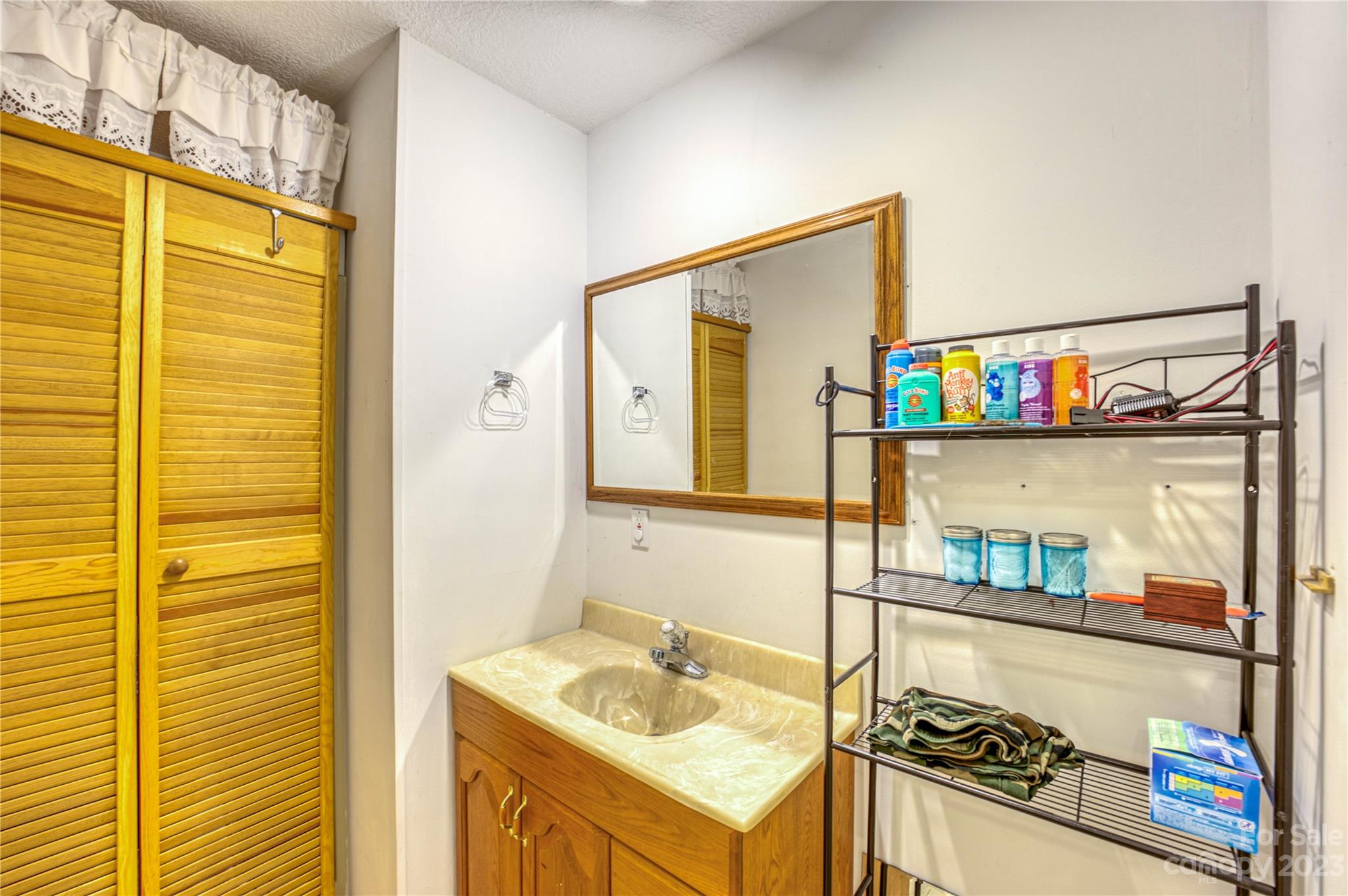 29 Stillwater Springs Road Burnsville NC 28714
