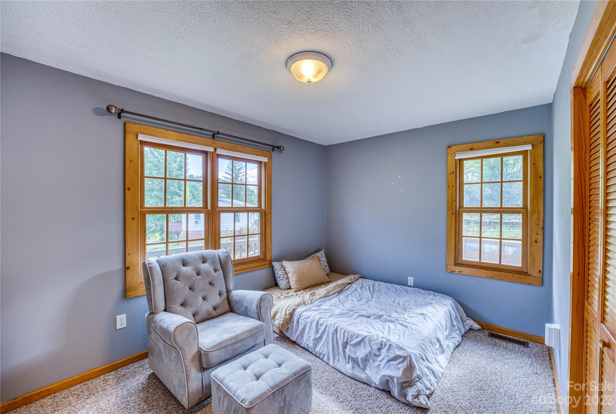 29 Stillwater Springs Road Burnsville NC 28714