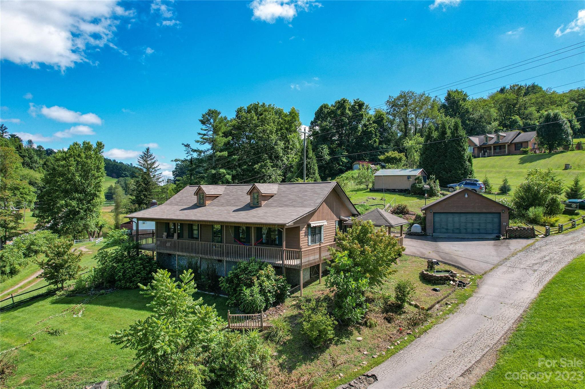 29 Stillwater Springs Road Burnsville NC 28714