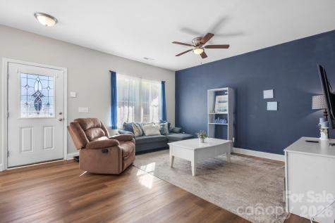 402 2nd Street SW Hickory NC 28602