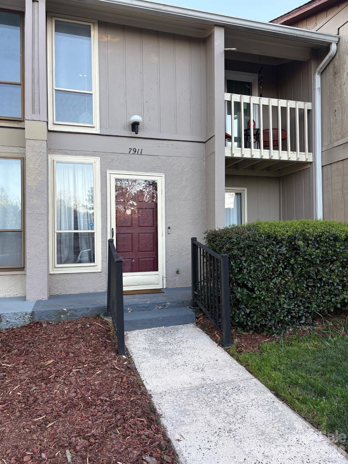 7911 Charter Oak Lane Charlotte NC 28226