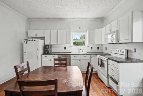 148 S Davie Drive Mocksville NC 27028