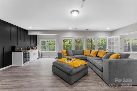 15416 Oleander Drive Charlotte NC 28278