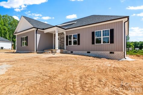 273 Stonybrook Drive Lexington NC 27295