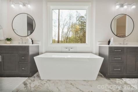 568 Longleaf Pine Lane Clover SC 29710