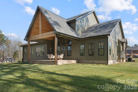 568 Longleaf Pine Lane Clover SC 29710