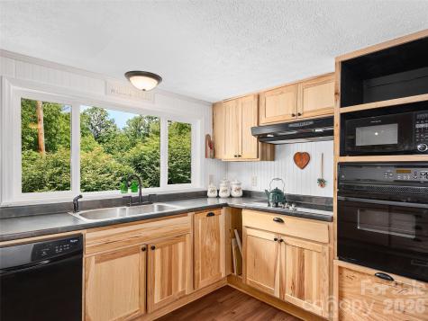 185 Indian Springs Road Clyde NC 28721