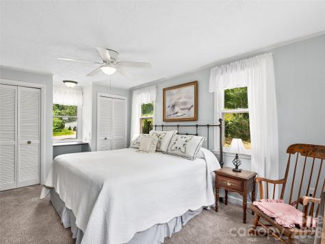 185 Indian Springs Road Clyde NC 28721