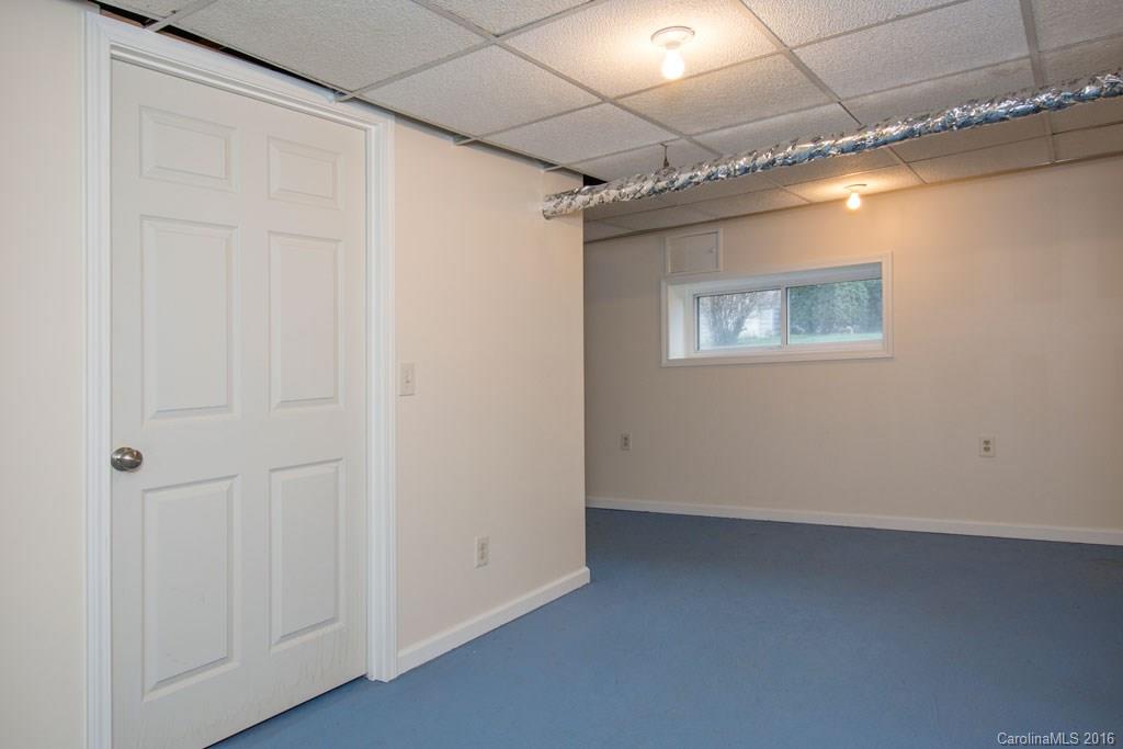 73 Starnes Cove Road Asheville NC 28806