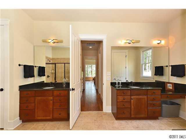 18311 Rosapenny Road Charlotte NC 28278