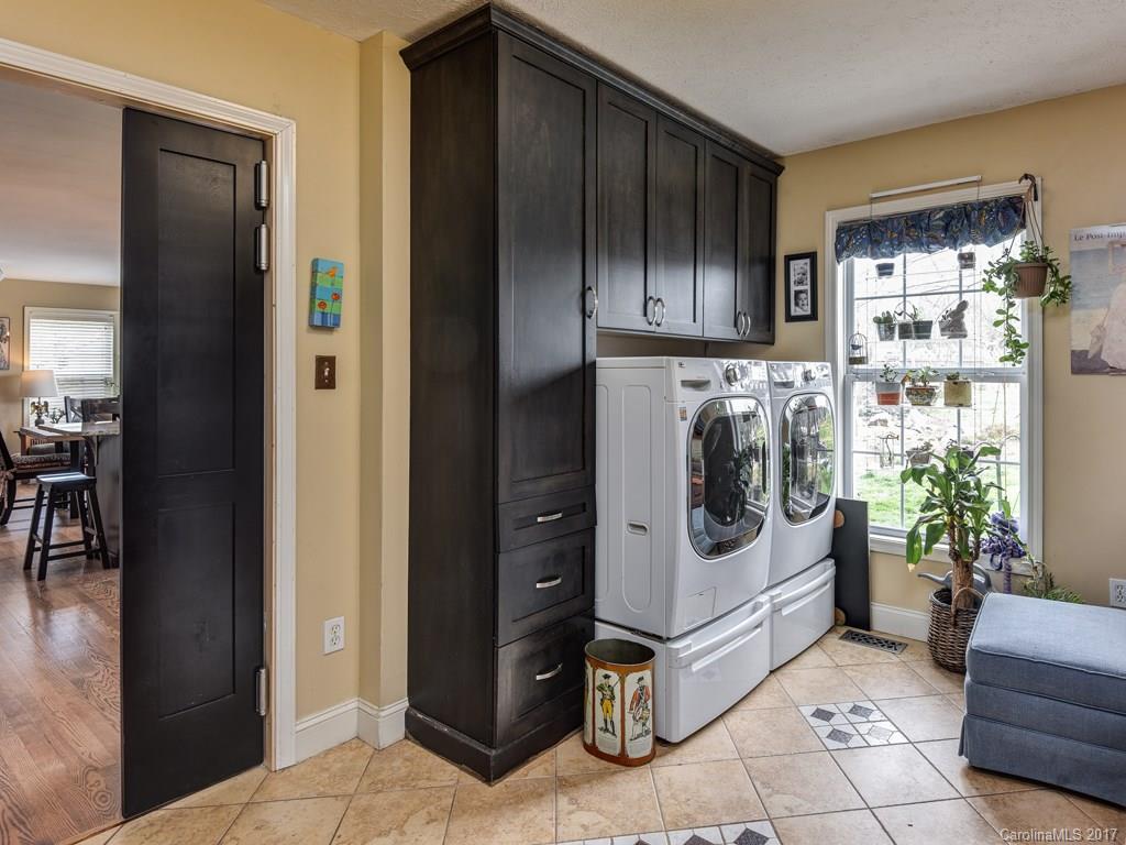 61 Dillingham Road Asheville NC 28805