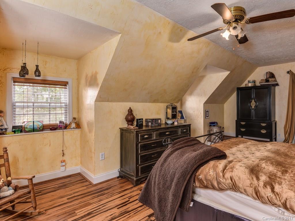 61 Dillingham Road Asheville NC 28805